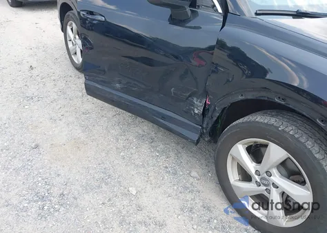 2020 Audi Q3 Premium 45 Tfsi Quattro Tiptronic из США, поврежденный, VIN WA1AECF31L1025961